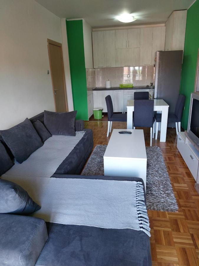 Oaza Mira + Free Parking Apartment Нови Сад Екстериор снимка